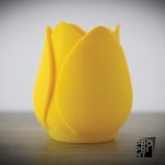 3D принтирана кашпа с формата на лале